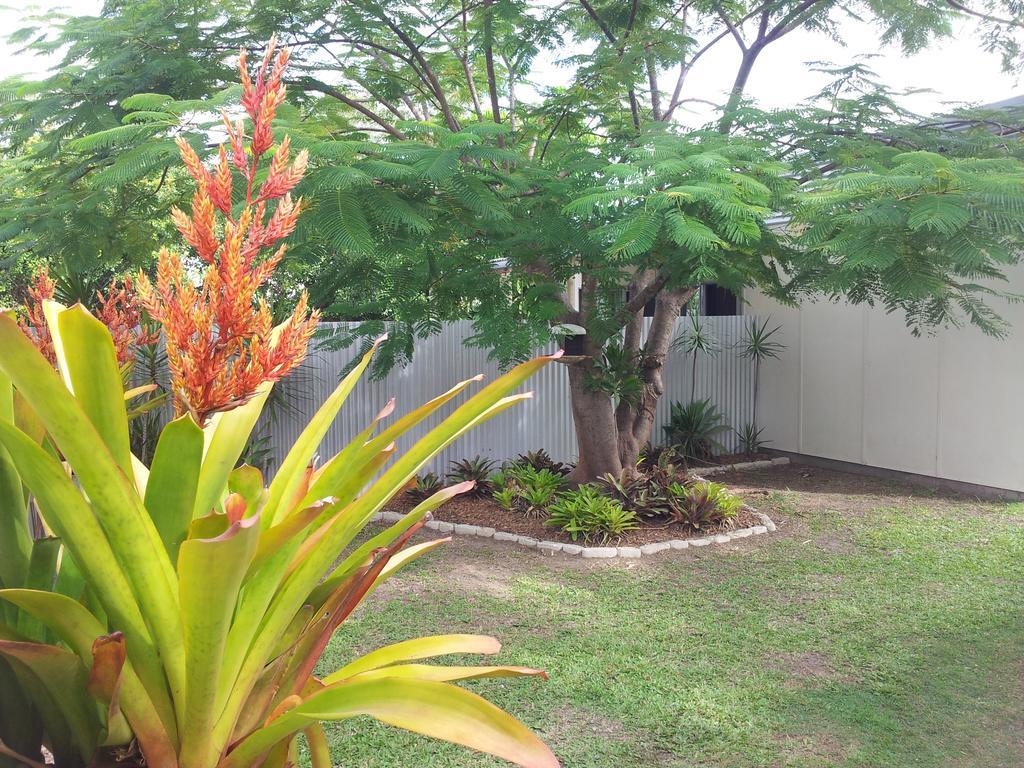 Bluegrass Bnb Bundaberg Esterno foto